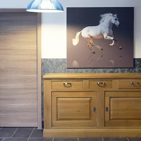 Hédervári Lovas Vendégház Hédervár