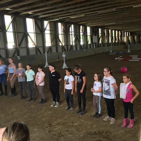 Hédervári Lovas 3* Hédervár