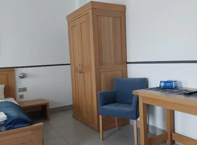 Hedervari Lovas Vendeghaz Pensjonat Hédervár